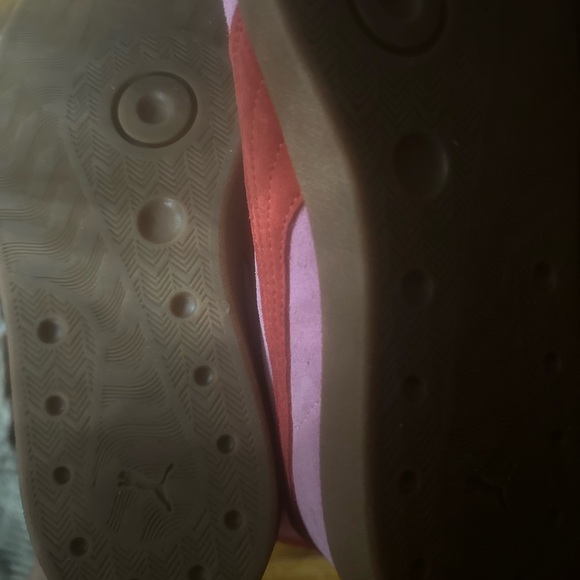 Puma Pink Sneakers - Picture 3 of 4